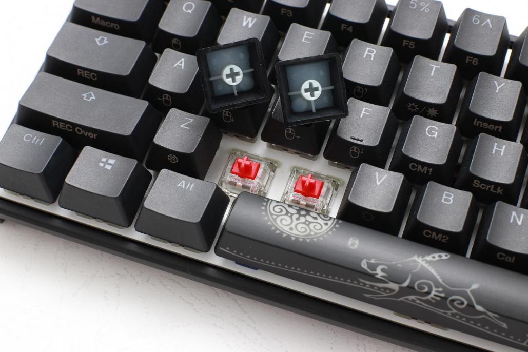 teclado_gamer_ducky_mecha_mini_v2_rgb_kailh_box_brown_switch_mecanico_iso_sp - Imagen 12